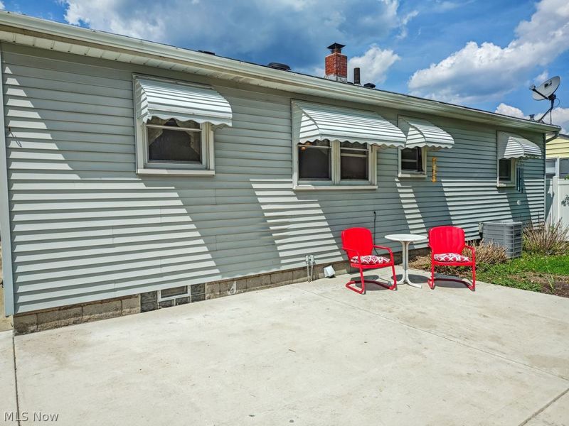 237 W Hopewell Drive , Struthers, OH 44471 Photo 24