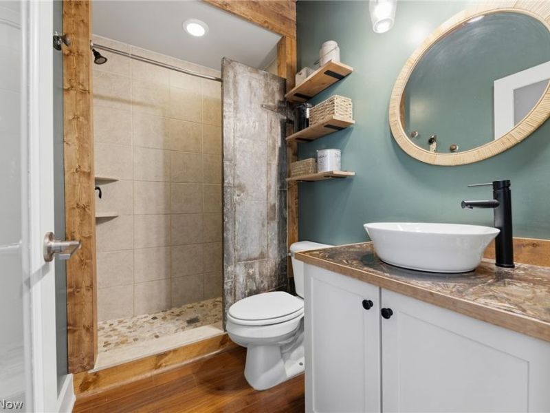 7306 Marina Court, Cleveland, OH 44102 Photo 21