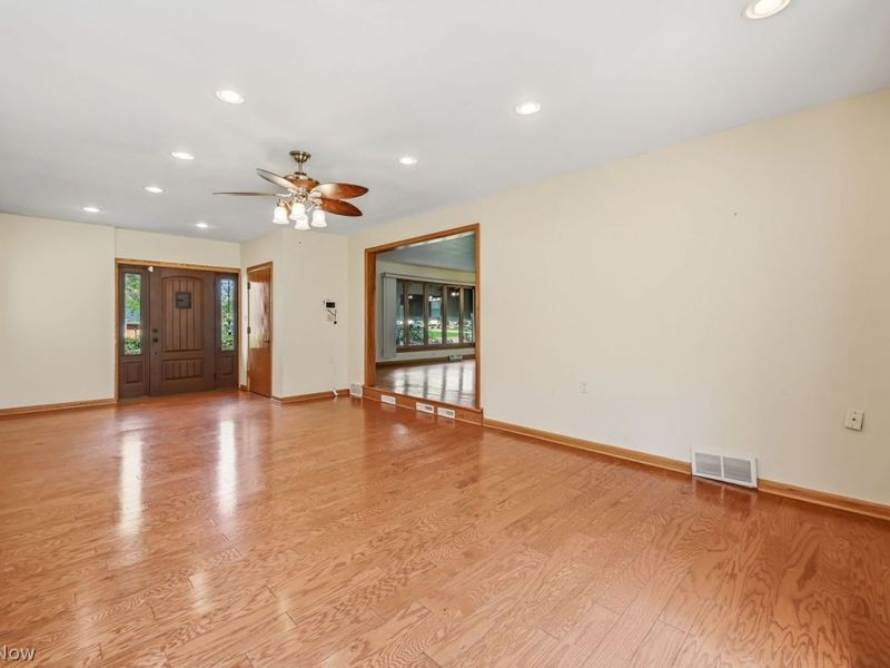444 Grandview Avenue SE, Hubbard, OH 44425 Photo 16