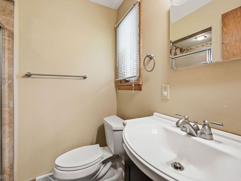 444 Grandview Avenue SE, Hubbard, OH 44425 Photo 28