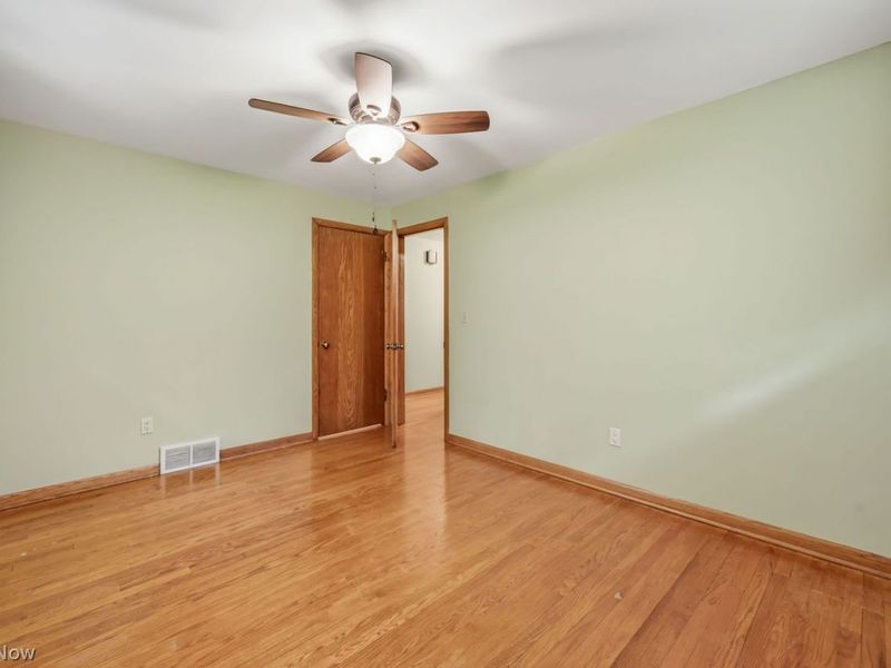 444 Grandview Avenue SE, Hubbard, OH 44425 Photo 34