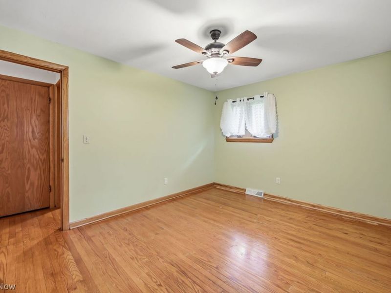 444 Grandview Avenue SE, Hubbard, OH 44425 Photo 36