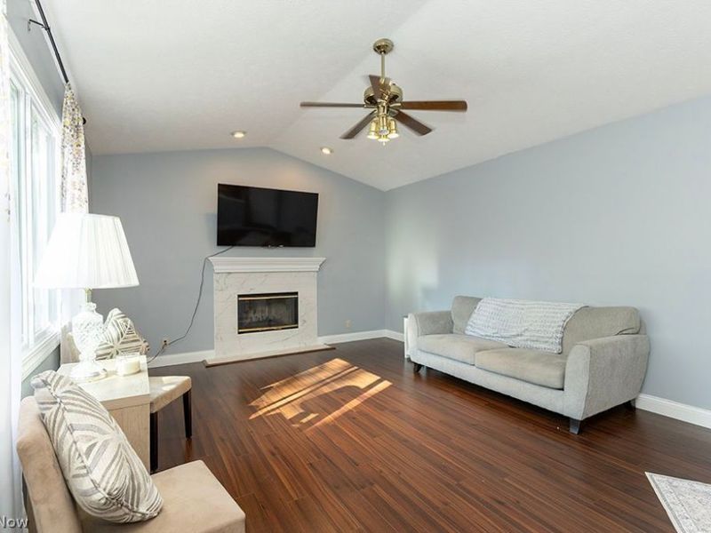 153 Xavier Street, Elyria, OH 44035 Photo 21