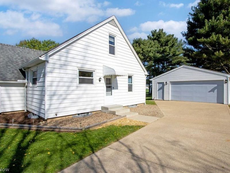 8633 Ashland Road, Wooster, OH 44691 Photo 3