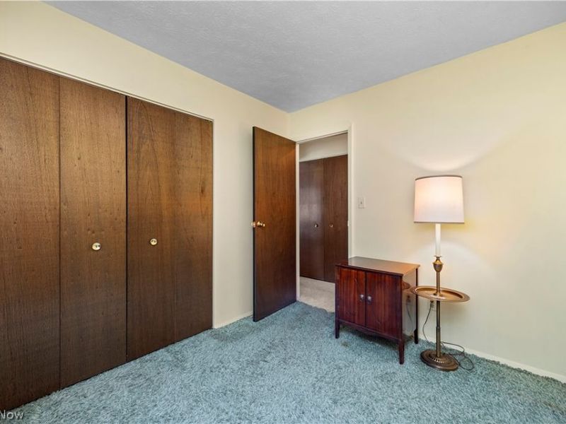 16375 Heather Lane, Unit F104, Middleburg Heights, OH 44130 Photo 19