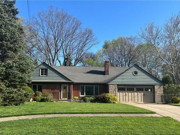 21570 Erie Road , Rocky River, OH 44116