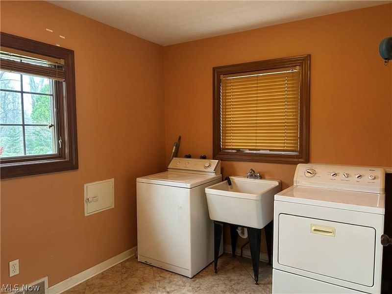 21570 Erie Road, Rocky River, OH 44116 Photo 24