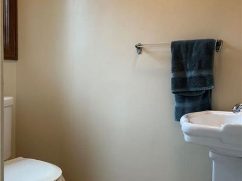 21570 Erie Road, Rocky River, OH 44116 Photo 25