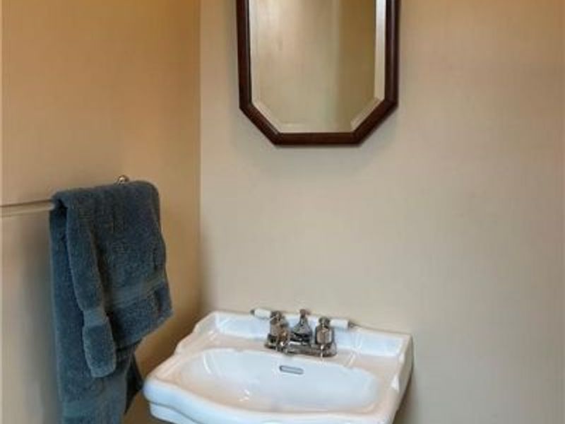 21570 Erie Road, Rocky River, OH 44116 Photo 28