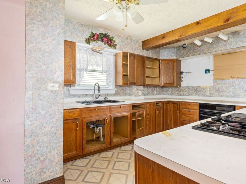 5 Stover Court, Wadsworth, OH 44281 Photo 13