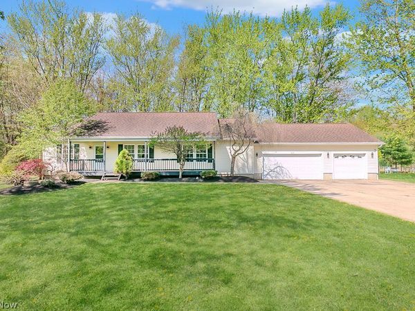 3417 N Myers Road , Geneva, OH 44041