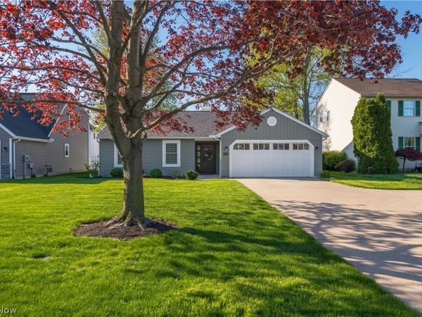 33785 Lake Road , Avon Lake, OH 44012