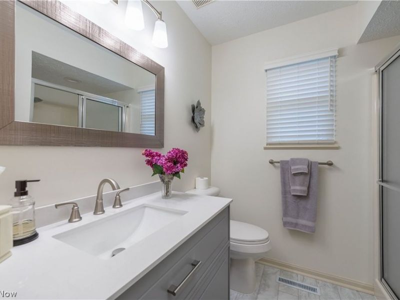 33785 Lake Road, Avon Lake, OH 44012 Photo 28