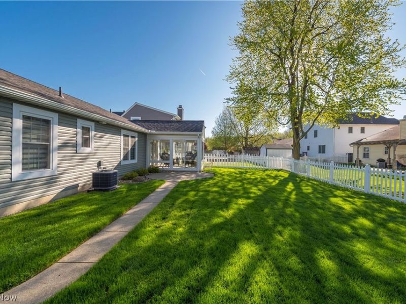 33785 Lake Road, Avon Lake, OH 44012 Photo 35