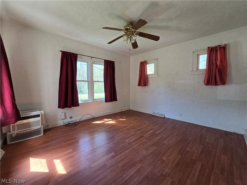 5179 E Maple Avenue, Geneva, OH 44041 Photo 11