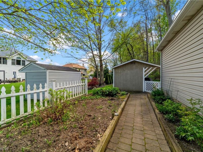35295 Livingston Drive, Avon, OH 44011 Photo 38