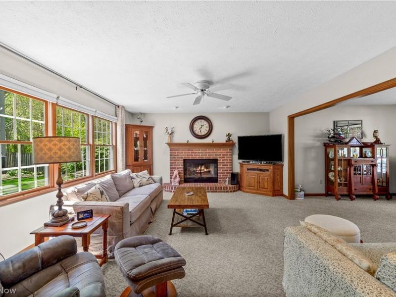 35295 Livingston Drive, Avon, OH 44011 Photo 9