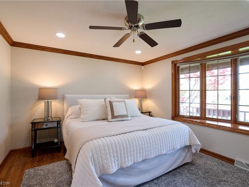 361 Crestview Drive, Elyria, OH 44035 Photo 13