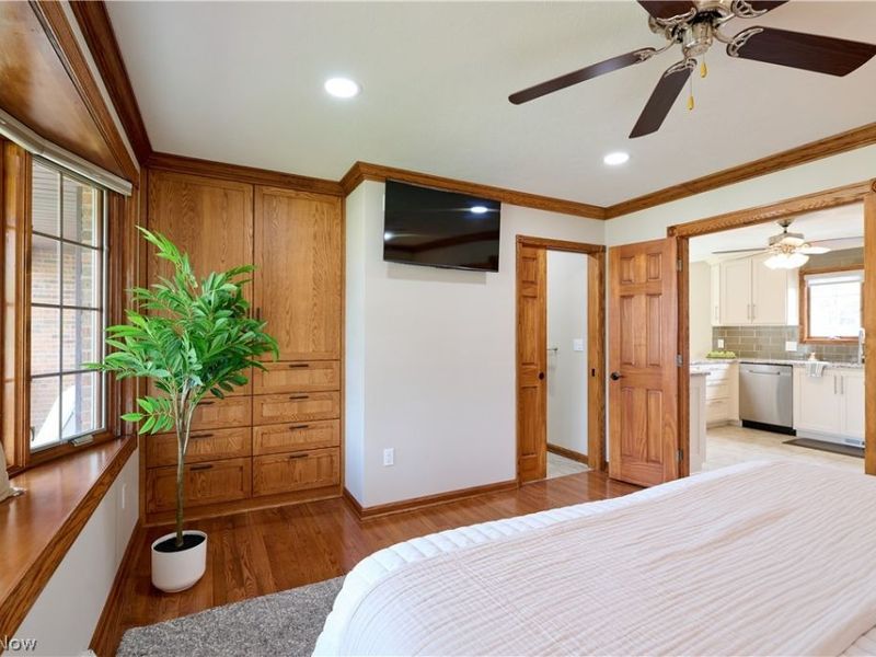 361 Crestview Drive, Elyria, OH 44035 Photo 14