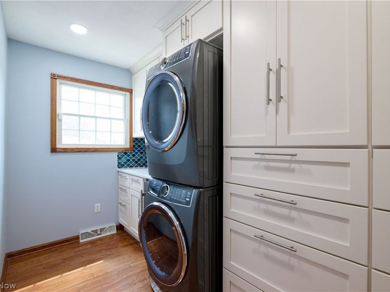 361 Crestview Drive, Elyria, OH 44035 Photo 16