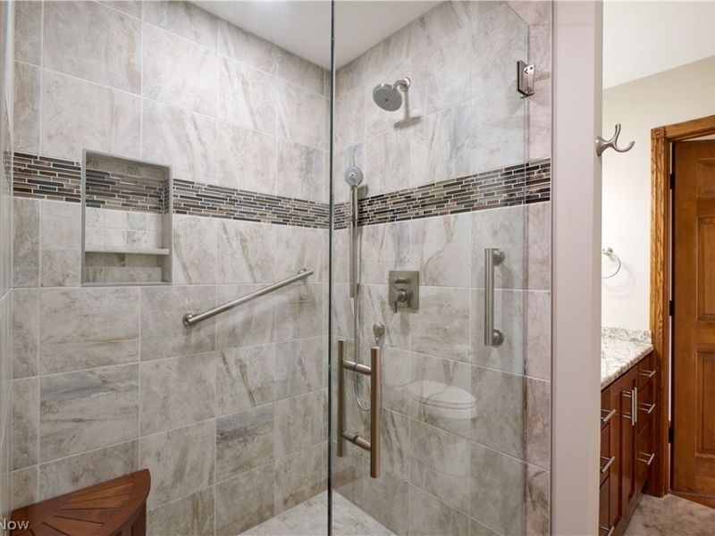 361 Crestview Drive, Elyria, OH 44035 Photo 18