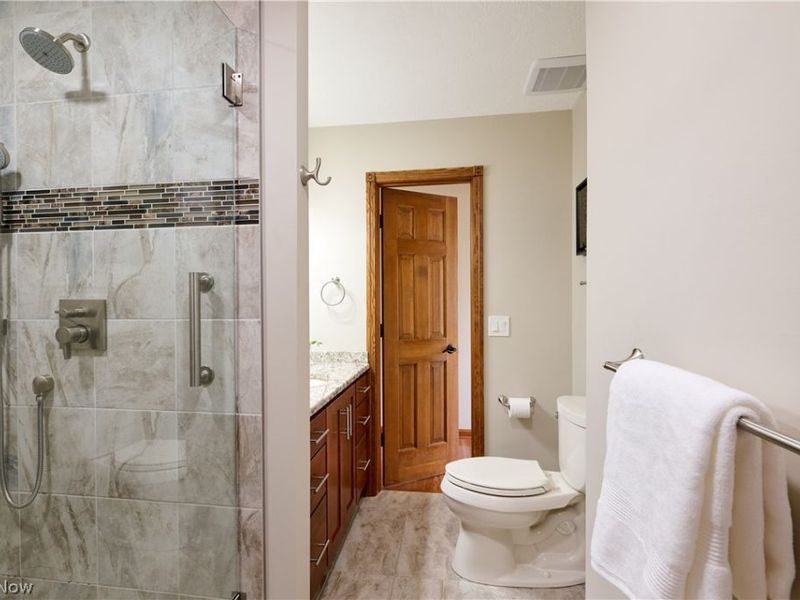 361 Crestview Drive, Elyria, OH 44035 Photo 19