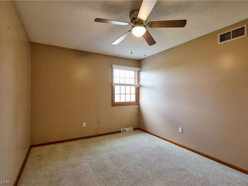 361 Crestview Drive, Elyria, OH 44035 Photo 30