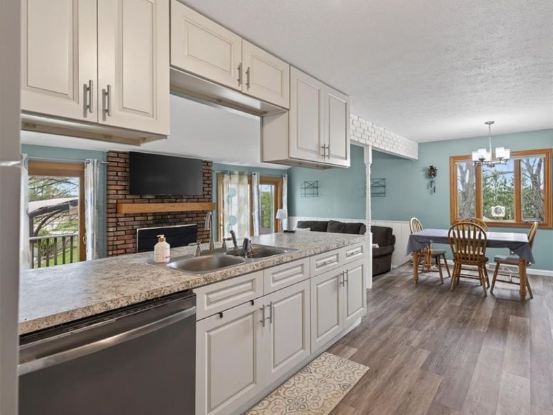 1960 Jo Ann Drive, Parma, OH 44134 Photo 14