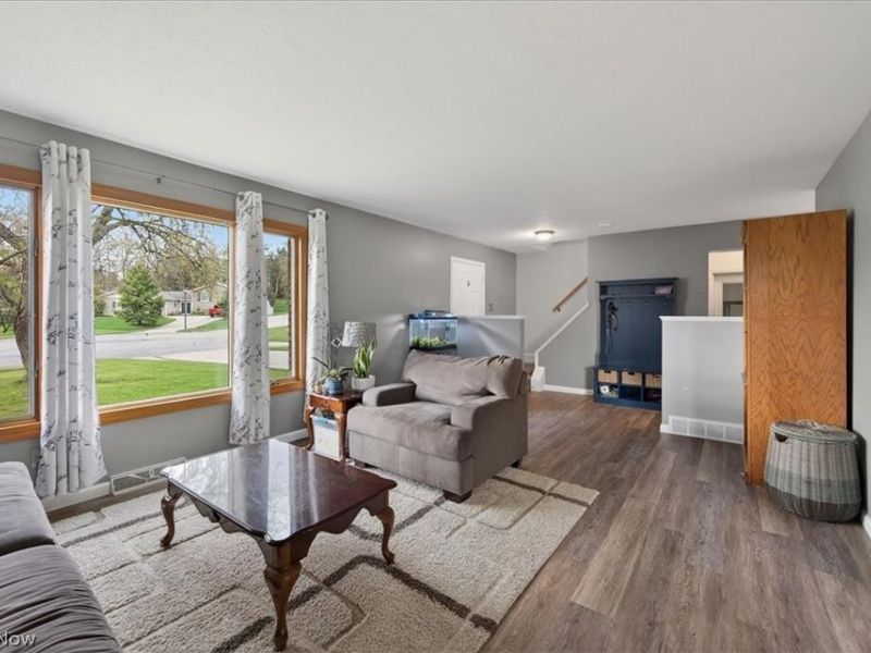 1960 Jo Ann Drive, Parma, OH 44134 Photo 9