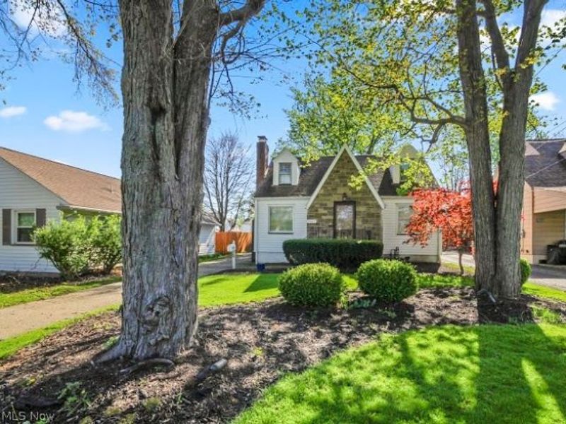 7027 Amherst Avenue , Youngstown, OH 44512 Photo 1