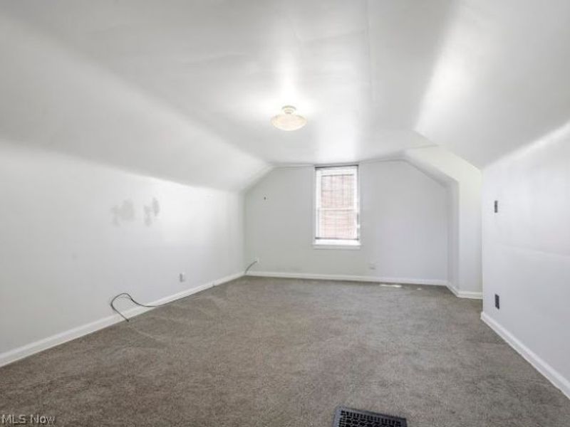 7027 Amherst Avenue , Youngstown, OH 44512 Photo 11