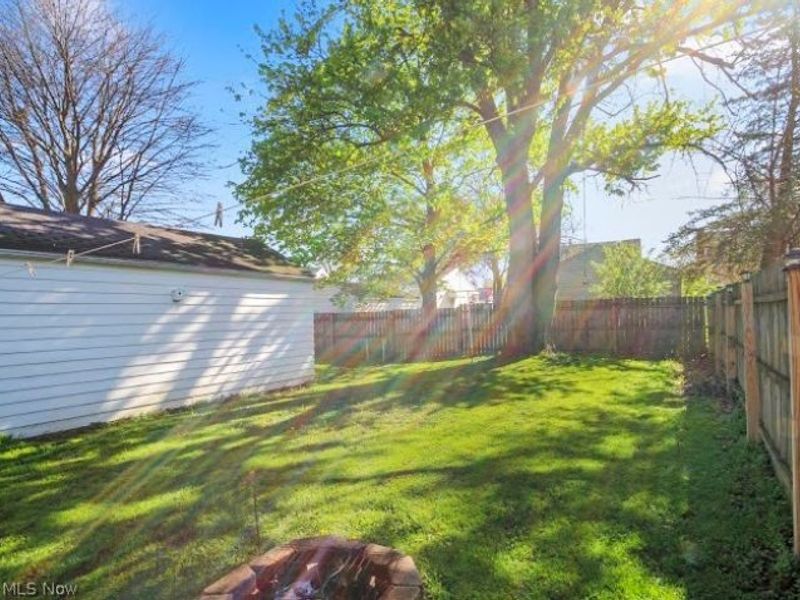 7027 Amherst Avenue , Youngstown, OH 44512 Photo 13