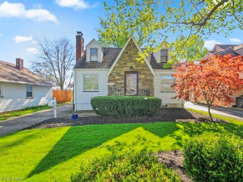 7027 Amherst Avenue , Youngstown, OH 44512 Photo 16