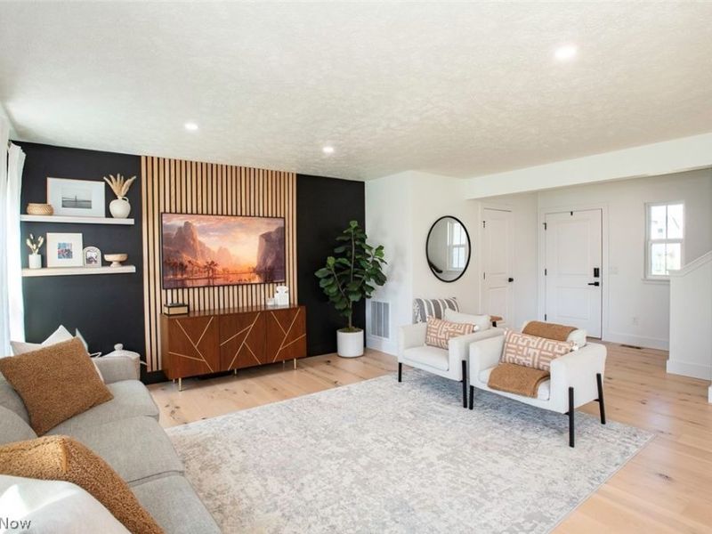 36267 Lands Ends Drive, North Ridgeville, OH 44039 Photo 2