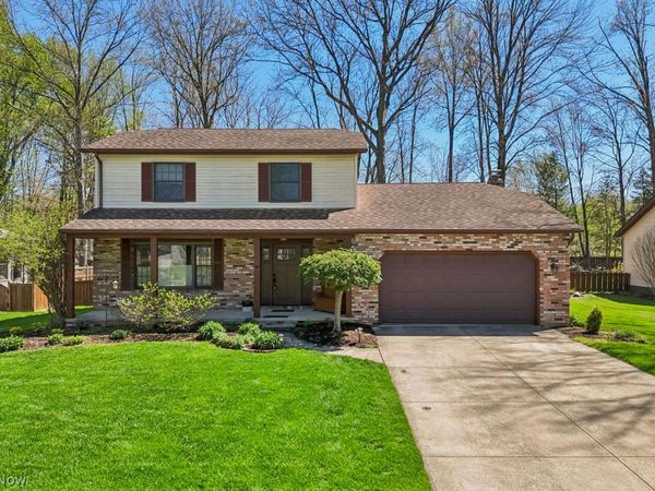 8461 Glenbrook Drive , Olmsted Twp, OH 44138