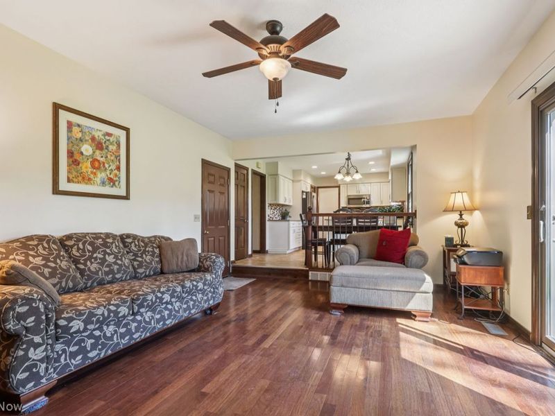 8461 Glenbrook Drive, Olmsted Township, OH 44138 Photo 16