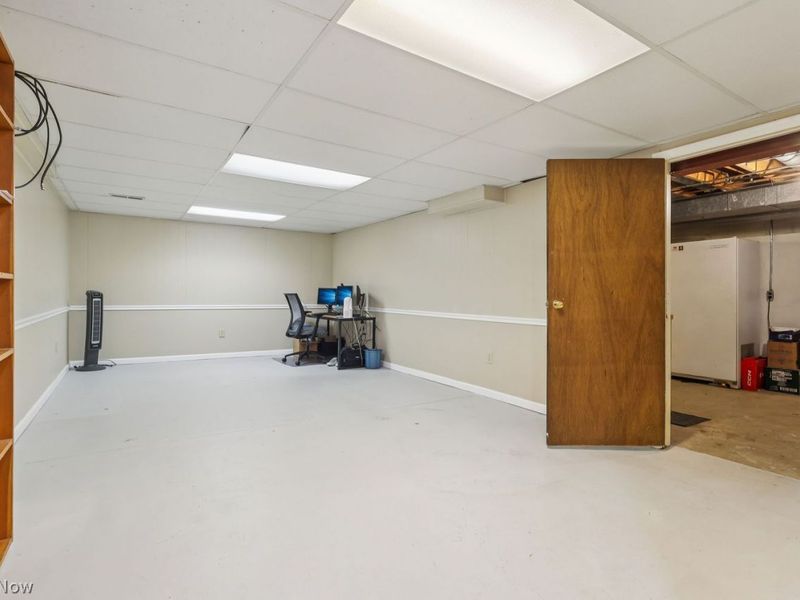 8461 Glenbrook Drive, Olmsted Township, OH 44138 Photo 30