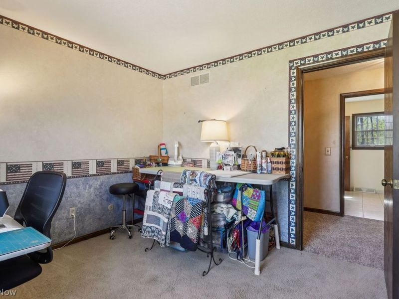 8461 Glenbrook Drive, Olmsted Township, OH 44138 Photo 32