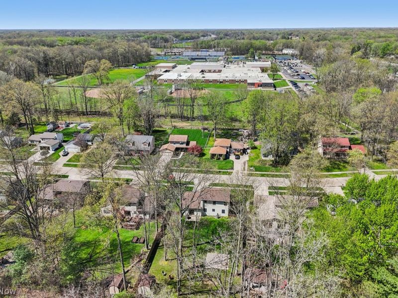 8461 Glenbrook Drive, Olmsted Township, OH 44138 Photo 41