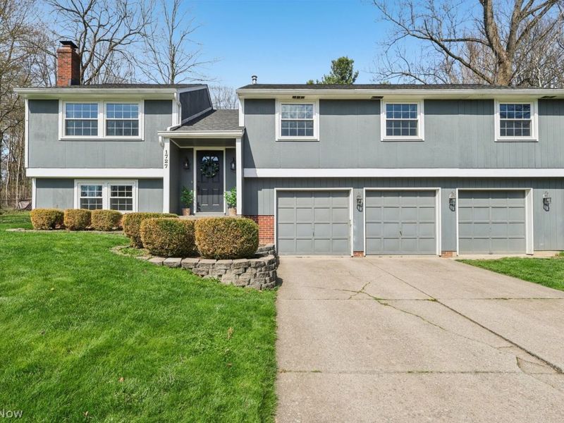 1727 Timber Court, Twinsburg, OH 44087 Photo 1
