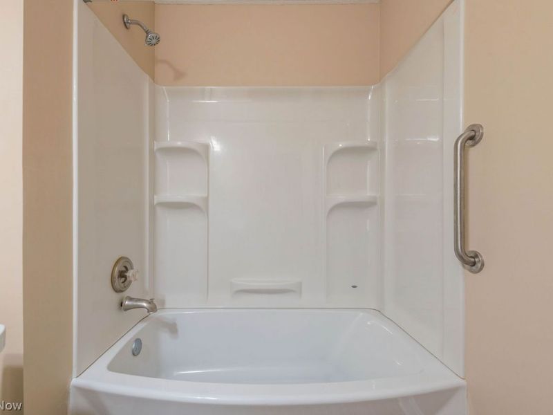 2716 Shakespeare Lane, Avon, OH 44011 Photo 32