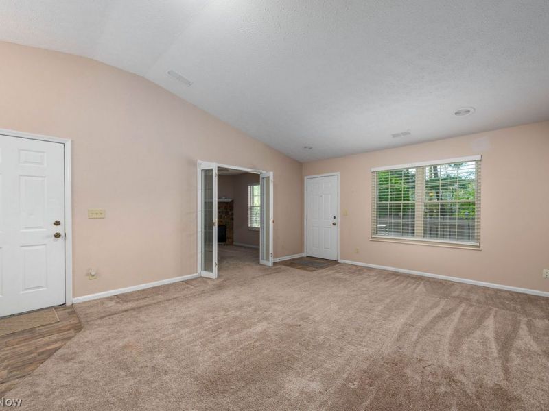 2716 Shakespeare Lane, Avon, OH 44011 Photo 4