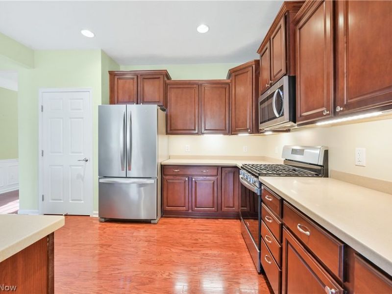 9344 Asbury Lane, North Ridgeville, OH 44039 Photo 13