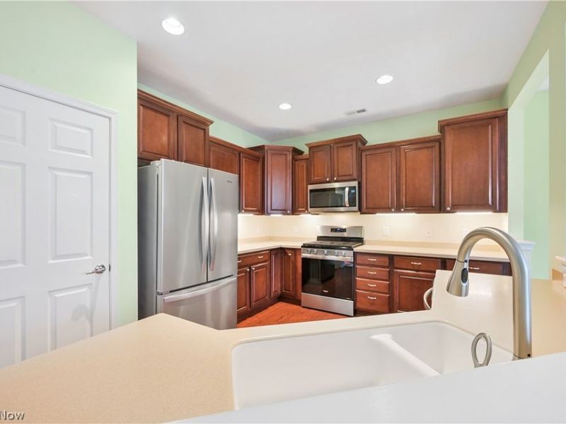 9344 Asbury Lane, North Ridgeville, OH 44039 Photo 16