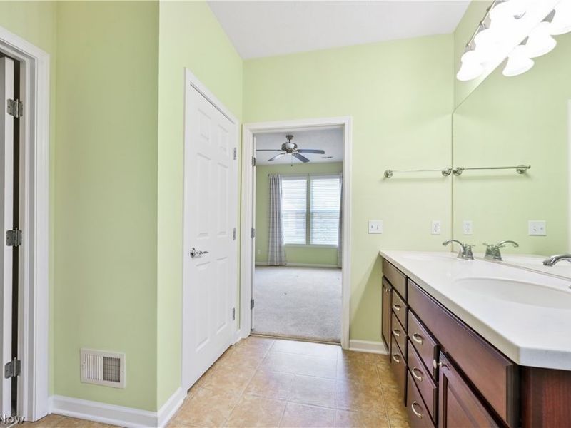 9344 Asbury Lane, North Ridgeville, OH 44039 Photo 29