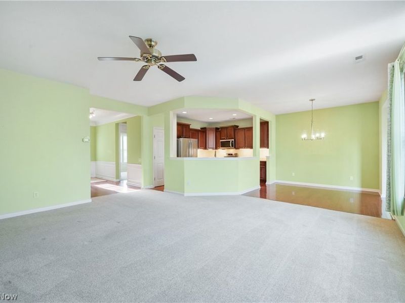 9344 Asbury Lane, North Ridgeville, OH 44039 Photo 7