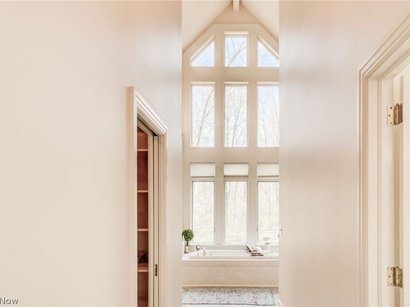 15750 N Ridge Drive, Novelty, OH 44072 Photo 28