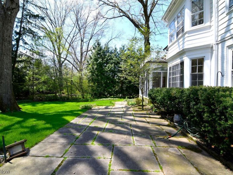 23500 Stanford Road, Shaker Heights, OH 44122 Photo 40