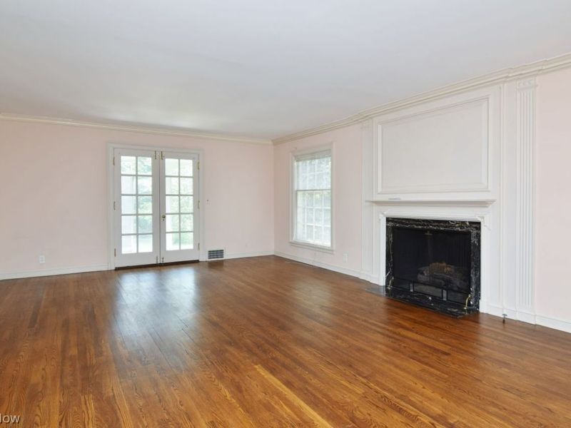 23500 Stanford Road, Shaker Heights, OH 44122 Photo 5