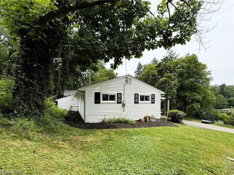 1497 Lake Front Drive, Salem, OH 44460 Photo 26